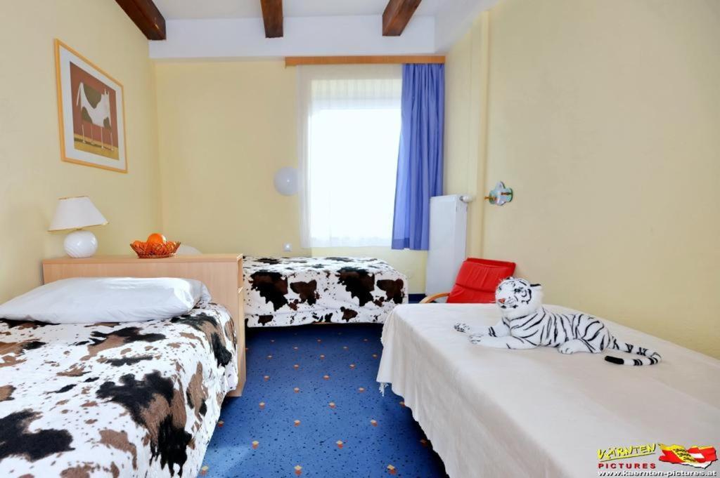 Bellis Hotel Sankt Urban Екстер'єр фото